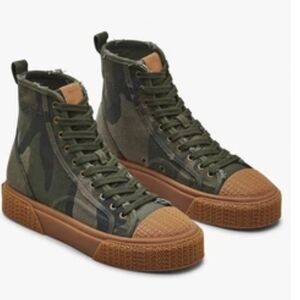 NEW Marc Jacobs High-Top Camouflage Sneakers